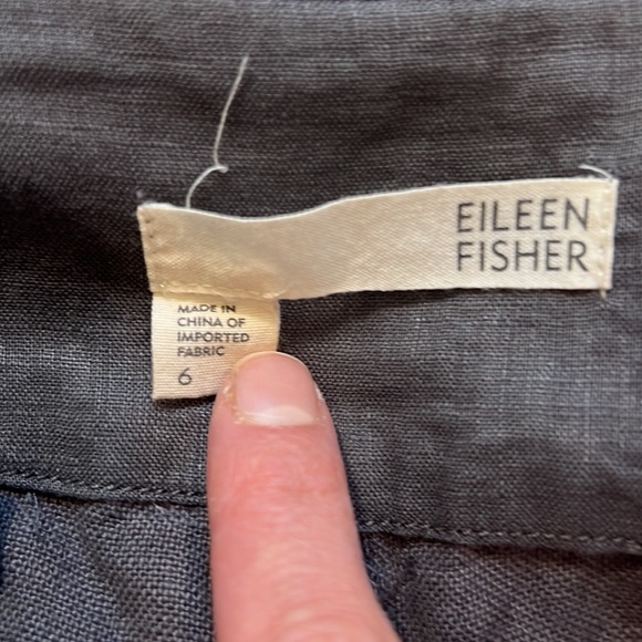 Eileen Fisher Grey Linen pant, wide-leg, zipper & hook in the front, size 6 - Picture 9 of 12